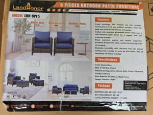 lot 4830 image: LandHonor 5-Piece Outdoor Patio Furniture Set with Blue Cushions