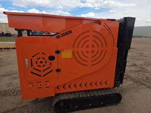 lot 5247 image: SSJ430 Jaw Crusher 18HP Gasoline Engine Stone Rock Crushing Machine