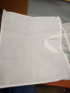 lot 1203 image: 18 x 15 x 28.5 ClearWhite Zip Top Storage Bag with Side Handles - Retail $10