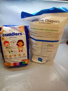 lot 1116 image: Diaper Trial Size Duo Happy Hues Cuddlers 14ct - Size 2 & Believe Diapers 6 ct Size 5  - Retail $10