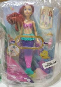 lot 57040 image: Disney Princess Swim & Splash Ariel Doll - Retail $30