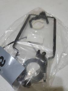 lot 57158 image: 8 9 10 11 12 inch Lamp Shade Harp Holder, Adjustable Lamp Harp Kit, Fit Both Standard Lamp Rod and E14 E26 E27 Light Base UNO Fitter Adapter Converter Finial Set, Lampshade Bracket - Retail $13