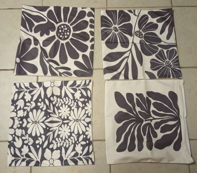 lot 304 image: JWVK Boho Black and Beige Floral Pillow Covers 18x18 Inch Set of 4,Wildflower Flower Pillow Covers,Boho Pillows Covers,Boho Throw Pillow Covers,Wildflower Flower Floral Boho Home Decor