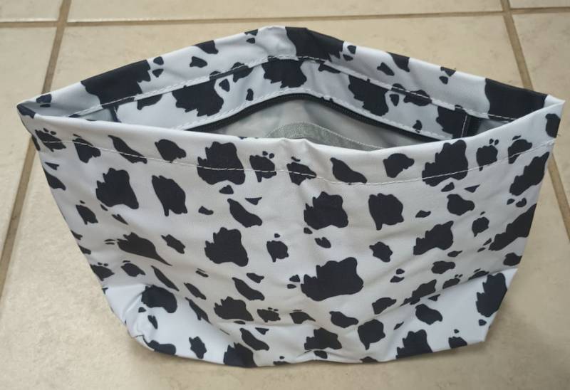 lot 310 image: FUNSEED Large Travel Toiletry Bag for Women and Men, Portable Makeup Organizer, Water-resistant Travel Shaving Bag for Toiletries Accessories, Cosmetic (White Leopard)