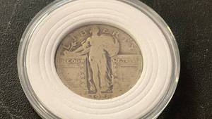 lot 6 image: 1928-D Standing Liberty Quarter Dollar Silver Coin 90% Silver Collectors Choice in protective case