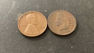 lot 43 image: Set of 2 Pennies - 1941 Lincoln Wheat Penny and 1902 Indian Head Penny