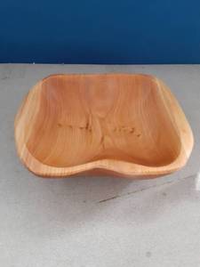 lot 19686 image: Decorative Wooden Bowl - Retail $0