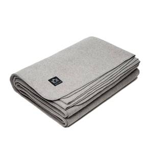lot 45013 image: Arcturus Tahoe Wool Bed Blanket  Soft, Breathable Wool Blanket for Year-Round Comfort - Queen Size (90x 96)  Thick, Washable & Warm (Stone Gray) - Retail $70
