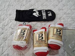 lot 39 image: Gaming Socks Bundle with Im Gaming Black Socks and Boot Barn Youth Crew Socks