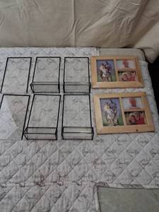 lot 54 image: Picture Frame Set with plastic frames