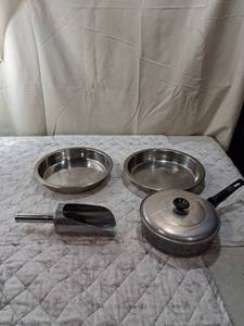 lot 78 image: Stainless Steel Cookware Set with Egg Poacher and Kitchen Scoop