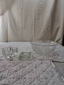 lot 79 image: Pressed Glass Bowl Set with Floral Pattern and two candle holders