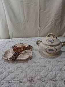 lot 83 image: Glass Grape Cluster Serving Dish with Porcelain Soup Tureen Set