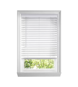 lot 29 image: White Horizontal Window Blinds - Retail $39