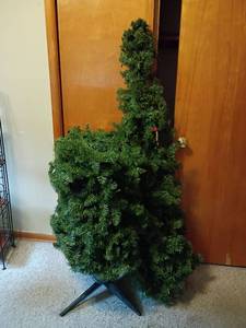 lot 962 image: Approximately 9ft. Pencil Christmas Tree (too tall to picture all together)