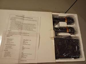 lot 1050 image: Wireless Microphone System