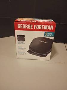 lot 1101 image: George Foreman 2 Serving Grill.  New in Box