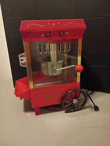 lot 1112 image: Movie Time Popcorn Maker.  Small sized   20 x 9 x 13