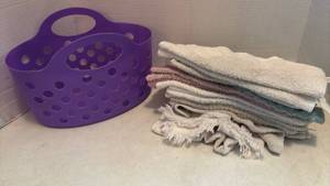 lot 1223 image: Washcloths and Hand Towels