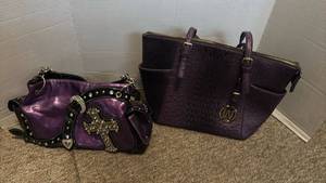 lot 1315 image: Purple Handbag Collection - Cross Design Shoulder Bag and Textured Tote Set