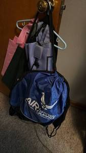 lot 1319 image: Bags and Drawstring Duffel Bags