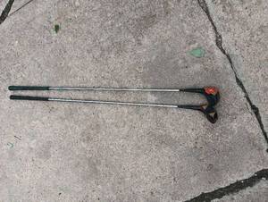 lot 2009 image: 2ea 4300 Golf clubs