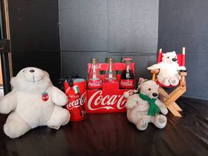 lot 2040 image: Coca cola Collectable