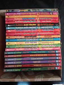 lot 2063 image: Books (goosebumps)