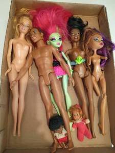 lot 2225 image: Barbies and More