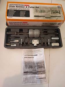 lot 2333 image: Pittsburgh Slide Hammer and Pull Set