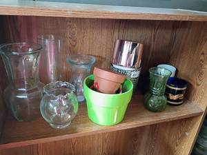 lot 2341 image: Miscellaneous Glass Vases, Gardening Pots and Mugs