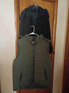 lot 1067 image: Mens Trench Coat, Size 48R and Vest, 2X