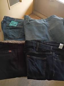 lot 1350 image: Mens Jeans.  40 x 32 and 40 x 34