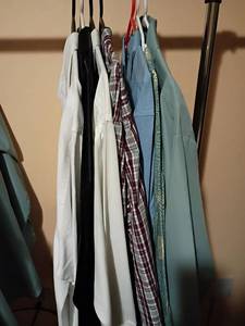 lot 1369 image: Mens Long Sleeve Button Up Shirts.  XL to 2X