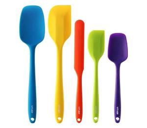 lot 62799 image: 5PCS Silicone Rubber Spatula Set, VITUER Food Grade BPA-Free Spatulas for kitchen Use, Heat Resistant Spatula for Cooking & Baking, Dishwasher Safe - Retail $7