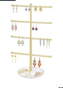 lot 72572 image: 4-Tier Earring Holder Organizer Stand��Stud Earring Organizers and Storage with Ring Tray, Adjustable Earring Rack Jewelry Display Tree, 96 Holes and 88 Grooves for Earrings for Women Girls - Retail $17