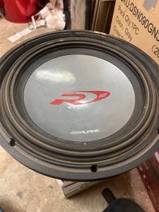 lot 26 image: Alpine Type R 12 Inch Car Subwoofer