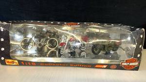 lot 120 image: Maisto 118 Harley Davidson Motorcycle Collection Set