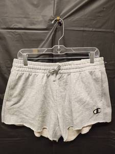 lot 71279 image: Champion Womens Gray Cotton Sweat Shorts Loose (Size M) - Retail $15