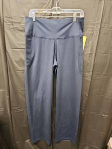 lot 71282 image: Womens High Waisted Athletic Leggings with Side Pocket (Size L ) - Retail $25