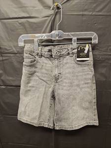 lot 71290 image: Art Class, Kids Gray Loose Shorts Mid Rise Above the Knee (Size M-8) - Retail $15
