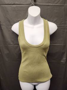 lot 71314 image: Universal Thread, Woman Olive Green Ribbed Tank Top (Size S) - Retail $8