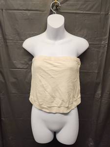 lot 71321 image: Cream Strapless Knit Tube Top (Size M) - Retail $15