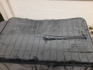 lot 65 image: 31x19 Bath Mat - Retail $0