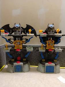 lot 166 image: Fisher-Price Imaginext DC Super Friends Batcave Playset
