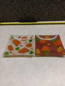 lot 198 image: Autumn Harvest Glass Dish Set