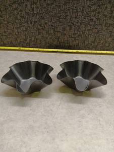 lot 213 image: Dark Gray Metal Decorative Bowls Set