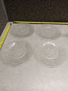 lot 216 image: Set of 4 Clear Glass Plates with Floral Pattern
