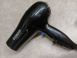 lot 224 image: Conair 1875 Watt Hair Dryer with Power Cord -Working