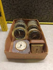 lot 228 image: Mixed Lot of Table Clocks and Crystal Legends Glass Clock